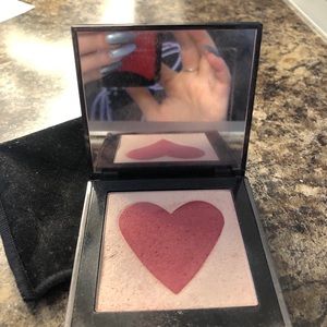 Burberry limited edition palette London in love
